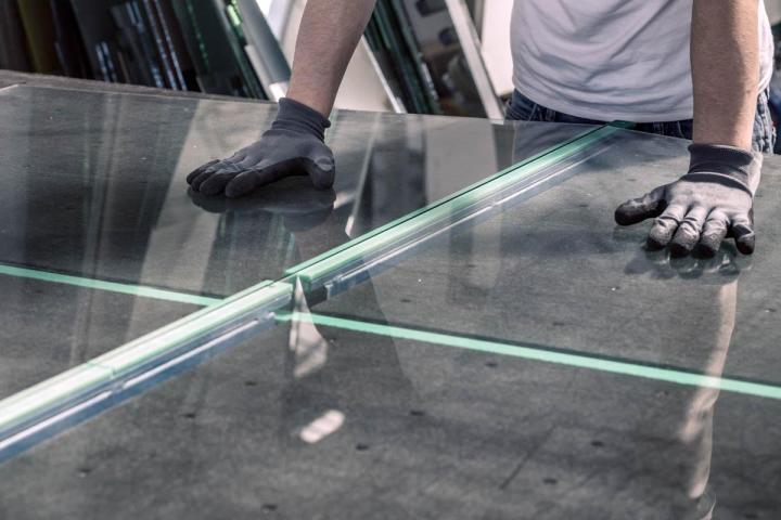 Glass door fabrication  Laval