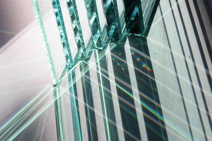 Glass Backsplash Manufacturer Laval
