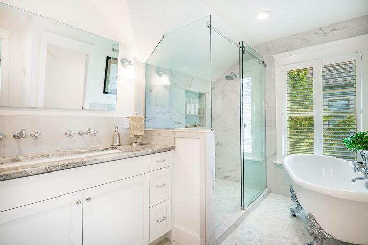 Fabrication de douche en verre