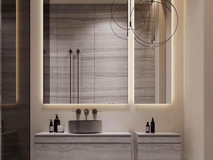 Vitrerie Ultra Claire's primary focus is to illuminate and modernize your spaces with custom mirrors that blend design and functionality seamlessly.